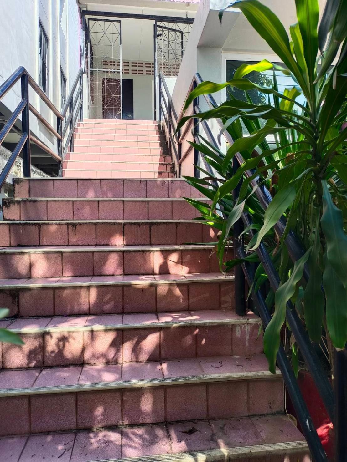 Gift House Hotel Hat Yai Exterior photo